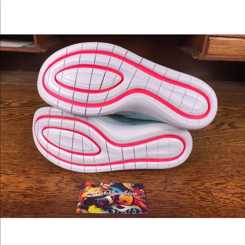 NEW Nike Air Sockracer Flyknit Multi-Color Runner - Picture 5 of 5